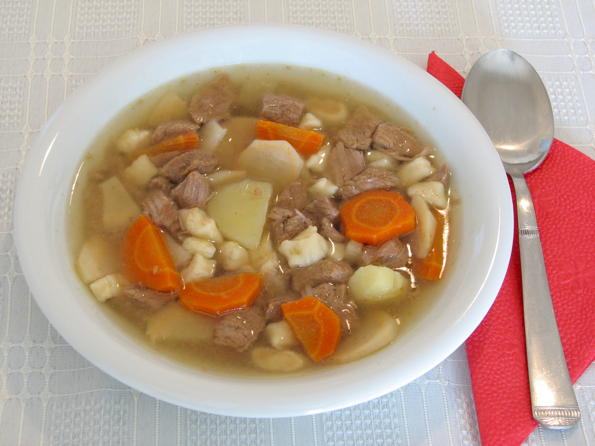 Hungarian_goulash_soup